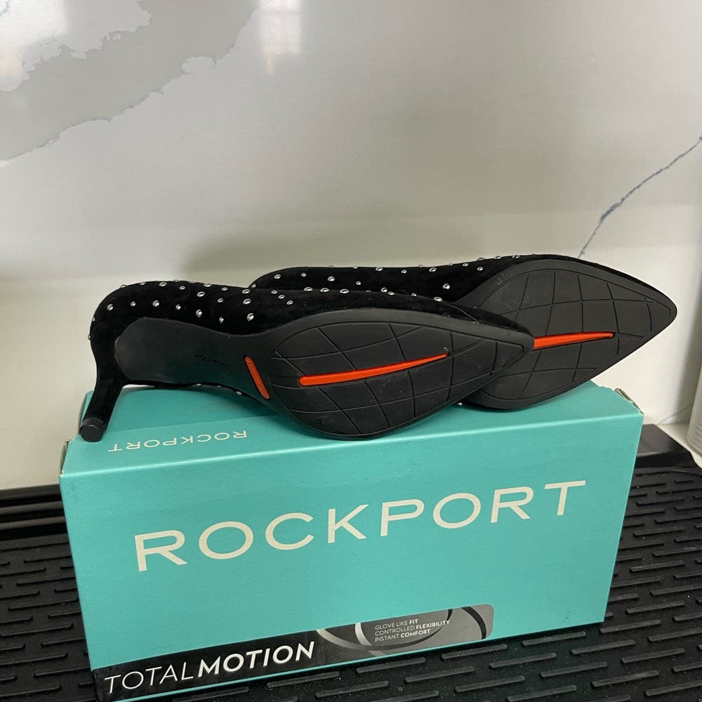 ROCKPORT 75mm Total Motion Women’s Pump Sz 6M Black Kid Suede Stud NIB - Picture 7 of 13